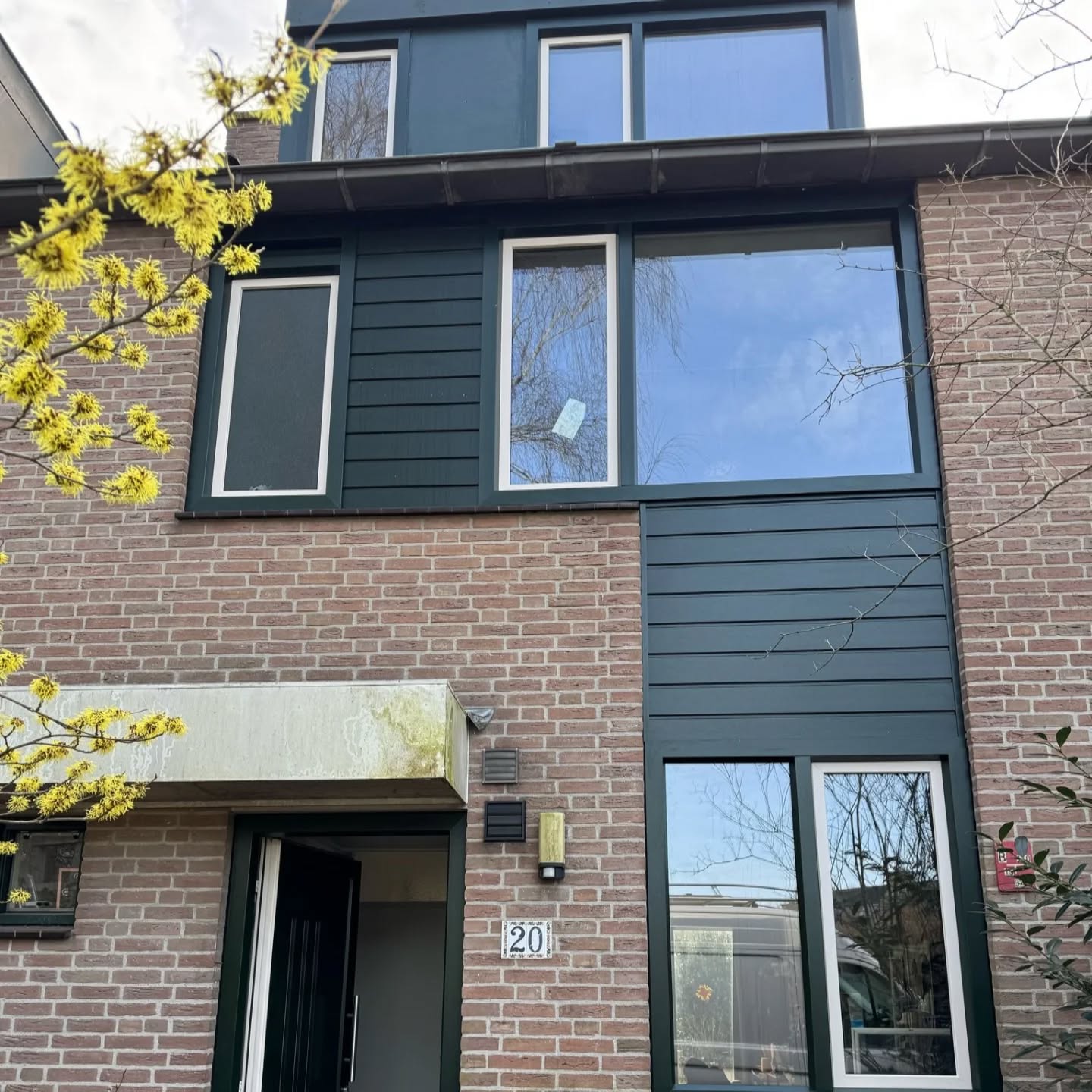 Moderne kunststof kozijnen met isolatieglas